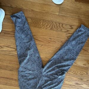 Lululemon Athletica Black and White Patterned Leggings